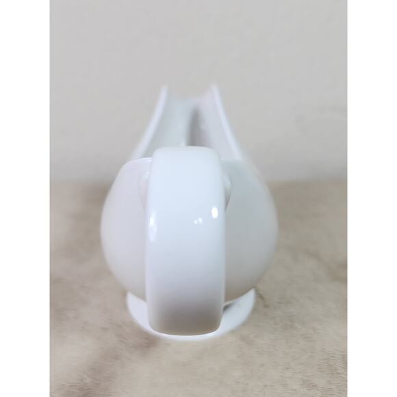 Martha Stewart Gravy Boat Sauceboat Bowl Pitcher White Porcelain Dinnerware - Picture 3 of 11
